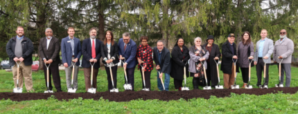 Community Gathers for Glendale Library Groundbreaking